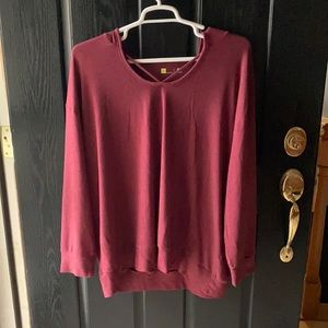 Xersion Activewear Hoodie Long Sleeved T-Shirt